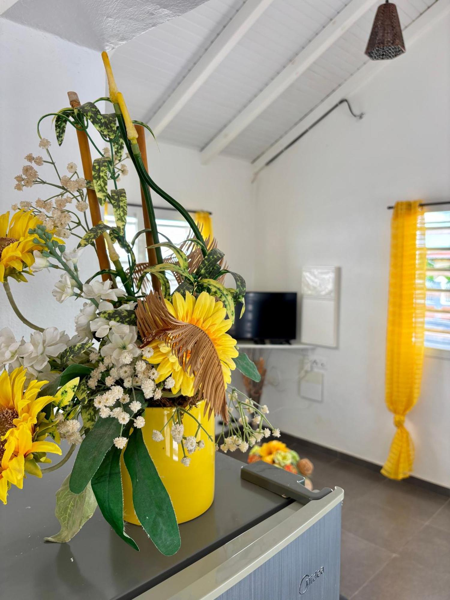 Gîtes à Anse-Bertrand Extérieur photo